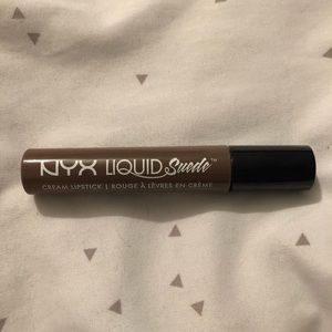Nyx Liquid Suede Lipstick - Liberal